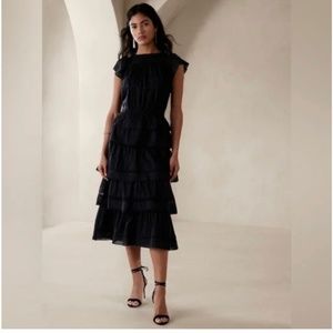 Banana republic Selene embroidered midi dress - tags own, never worn